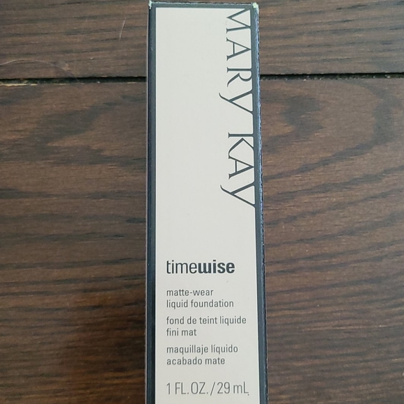 Mary Kay Timewise Matte-wear Ivory 5